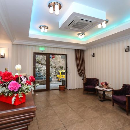 Hotel Holiday Maria Băile Herculane Eksteriør billede