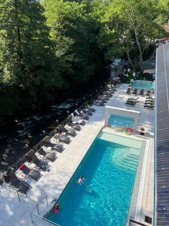 Hotel Holiday Maria Băile Herculane Eksteriør billede
