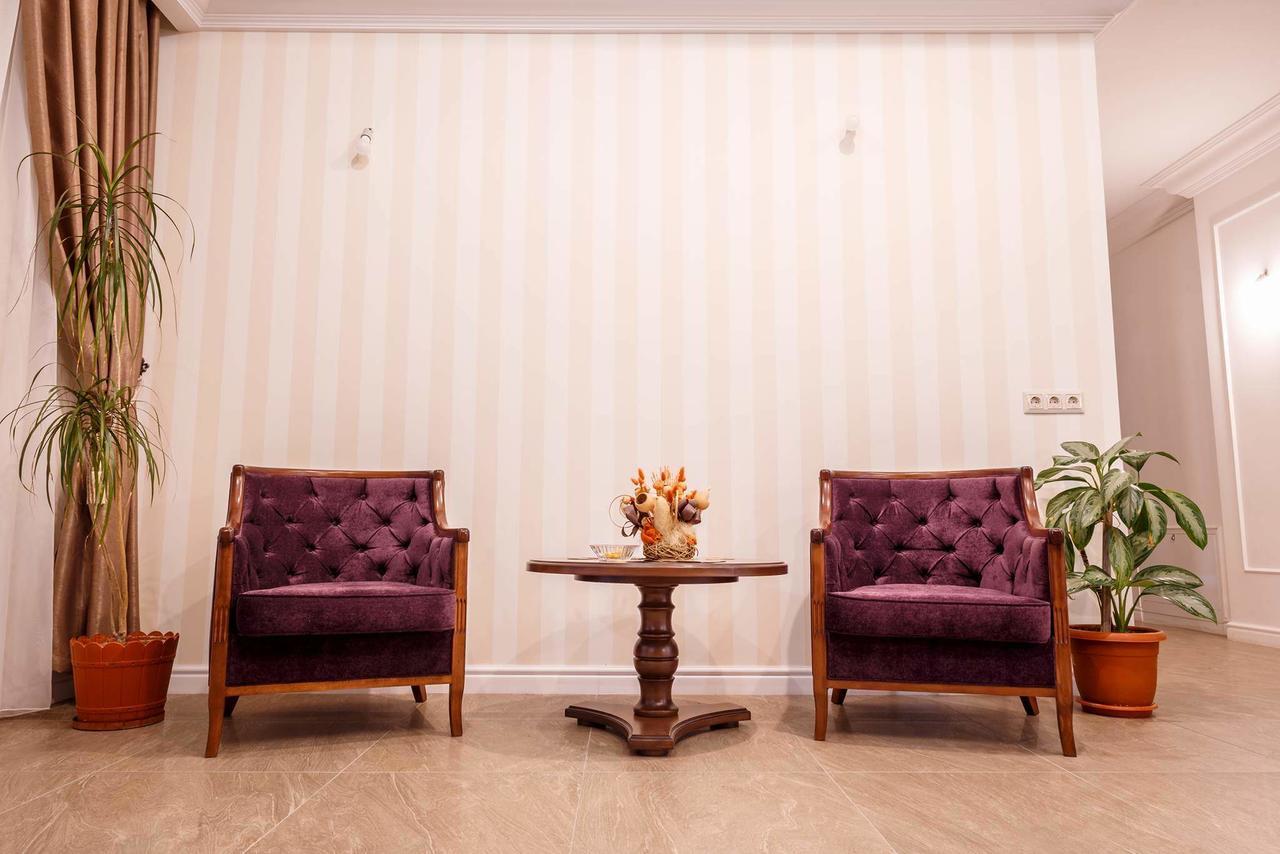 Hotel Holiday Maria Băile Herculane Eksteriør billede