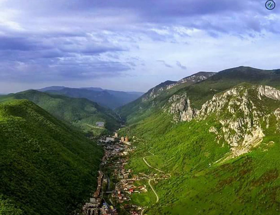 Hotel Holiday Maria Băile Herculane Eksteriør billede