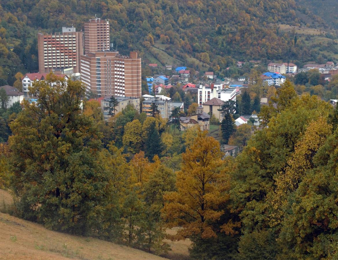 Hotel Holiday Maria Băile Herculane Eksteriør billede